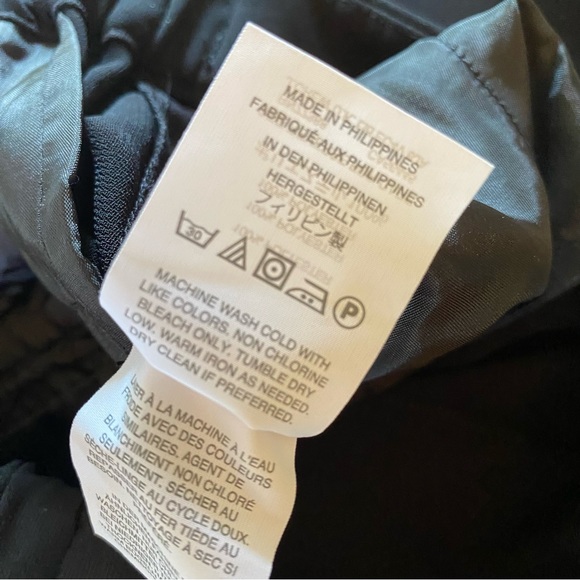 J Crew black crepe tapered pant EUC - Picture 4 of 11